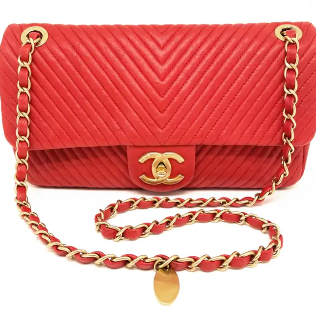 CHANNEL CHEVRON SMALL FLAP BAG